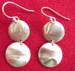 Dangly round earrings